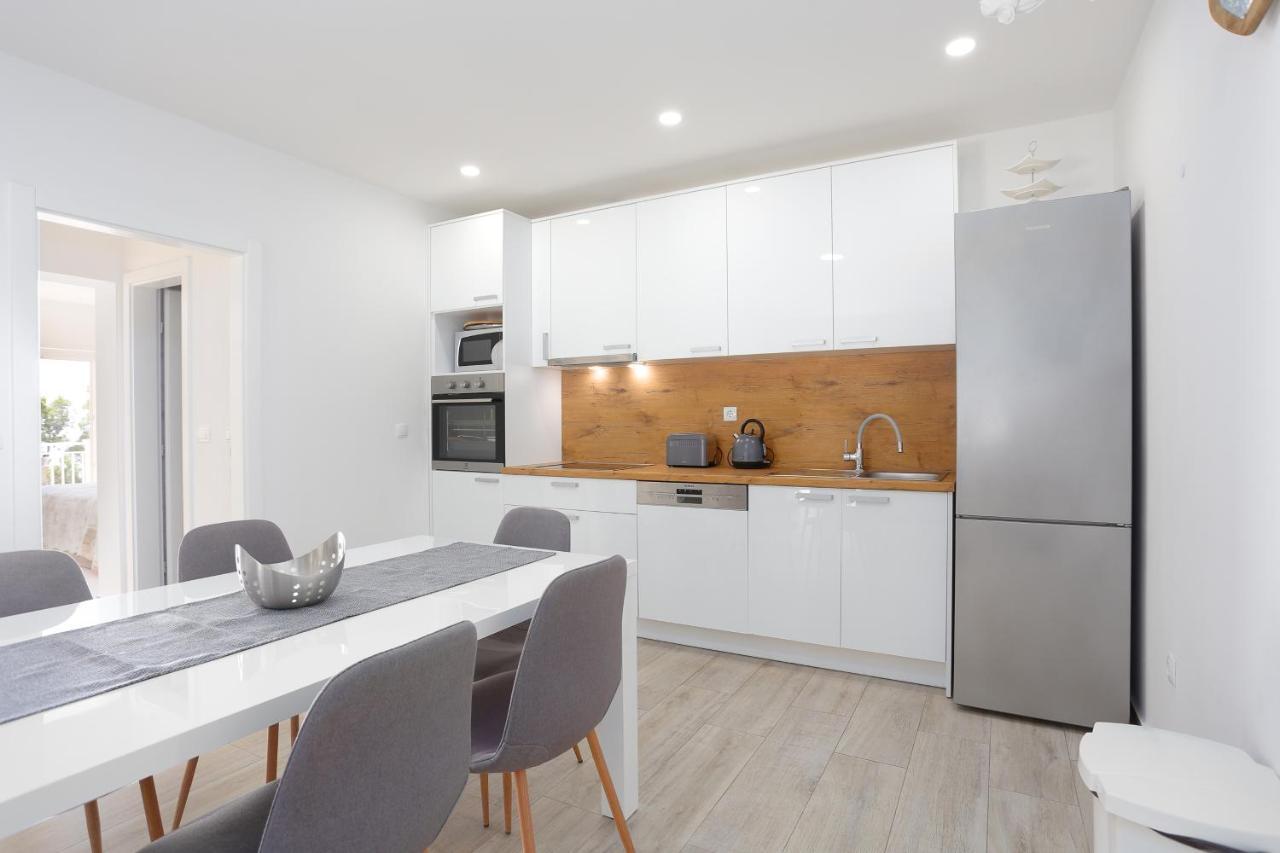 Apartments By The Sea Brela, Makarska - 6688 מראה חיצוני תמונה